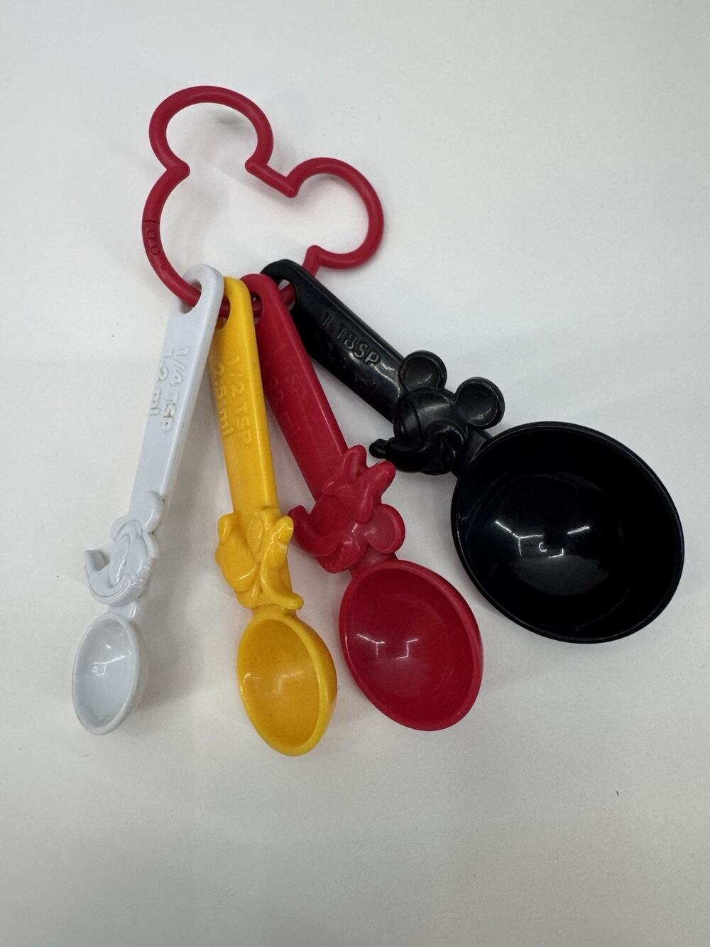 Mickey & Friends Measuring Spoons Set Mickey Minnie Pluto Donald ‘Disney Eats’